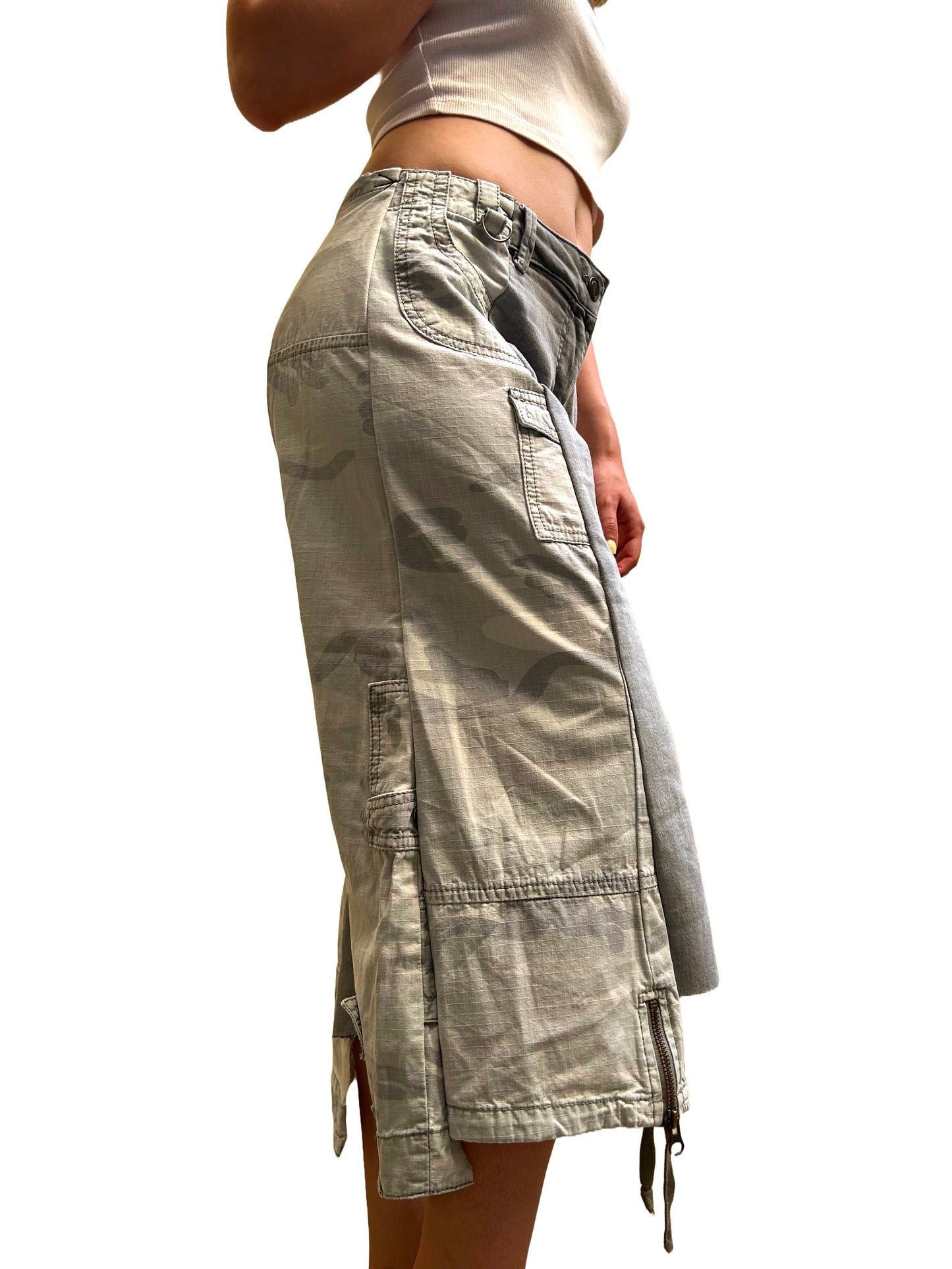 Camo jorts