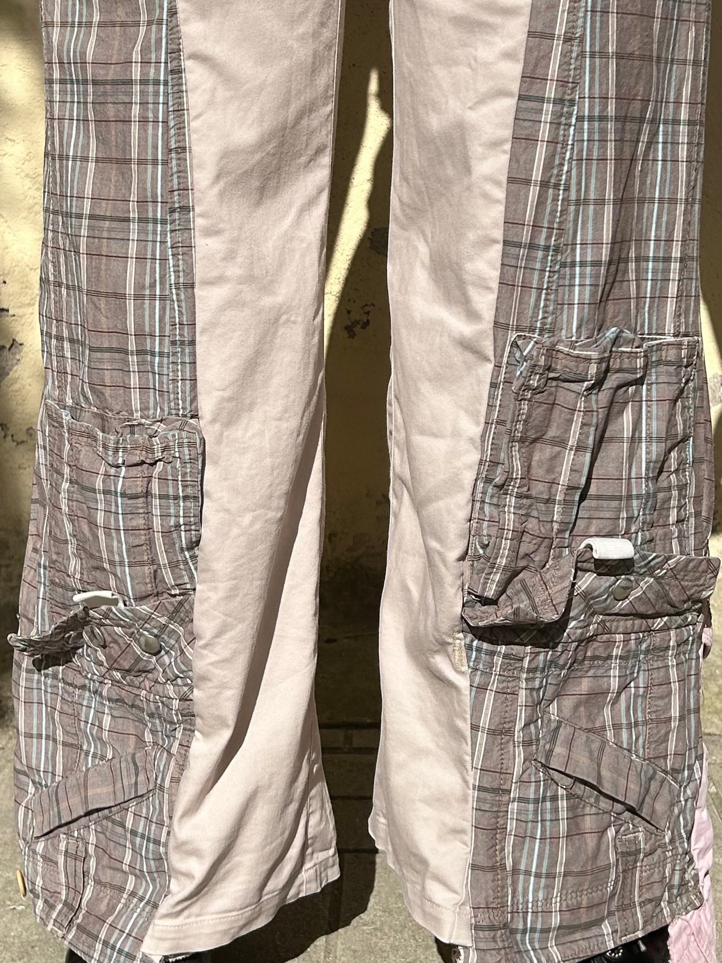 Cross pants