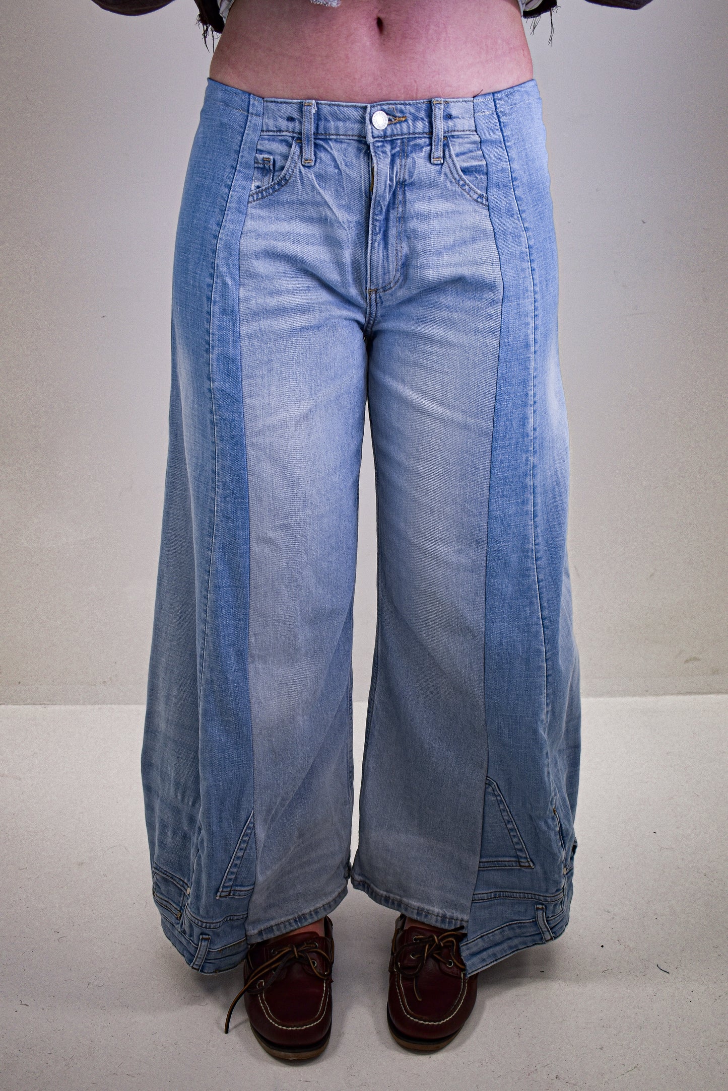 Light jeans