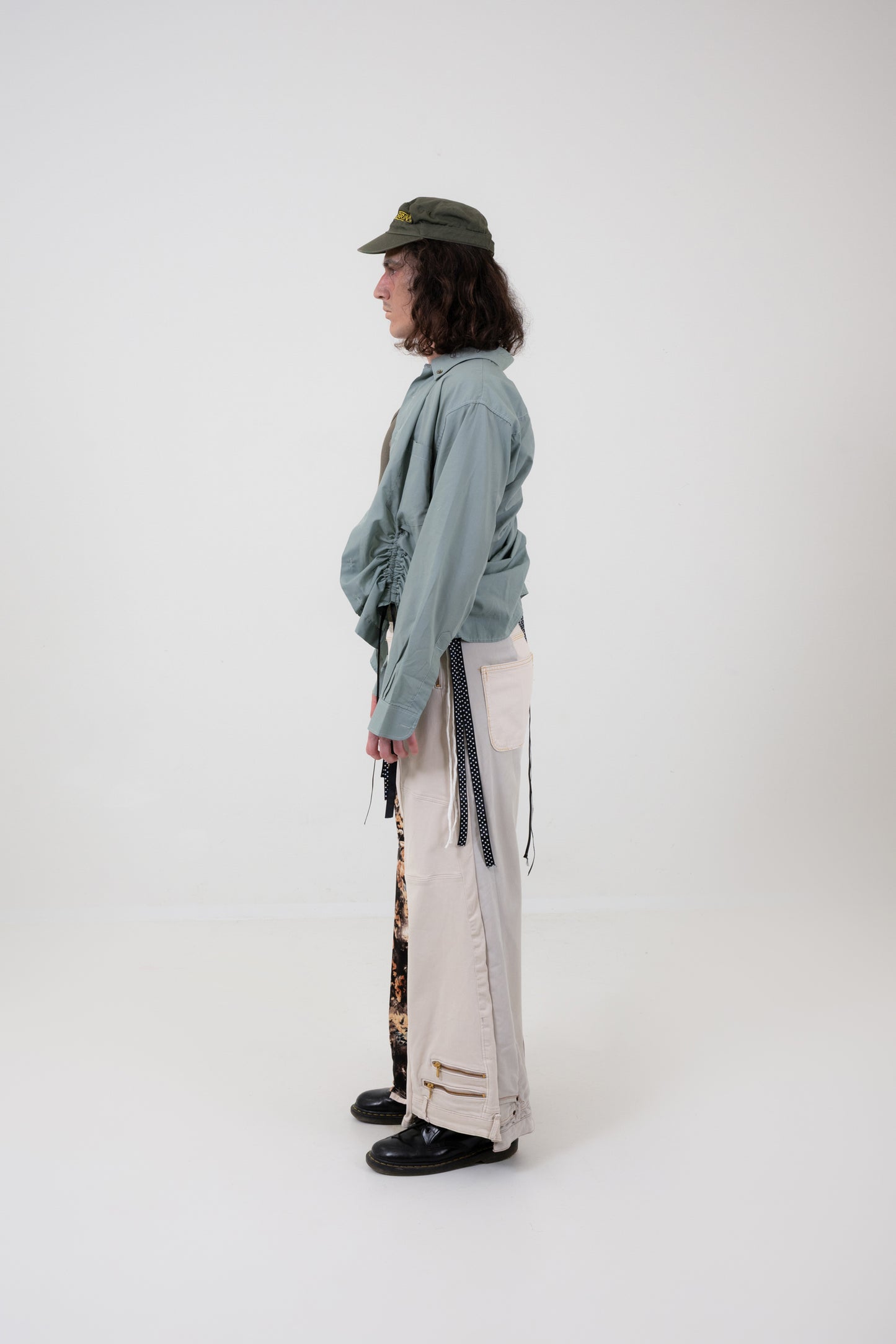 Romance front jeans