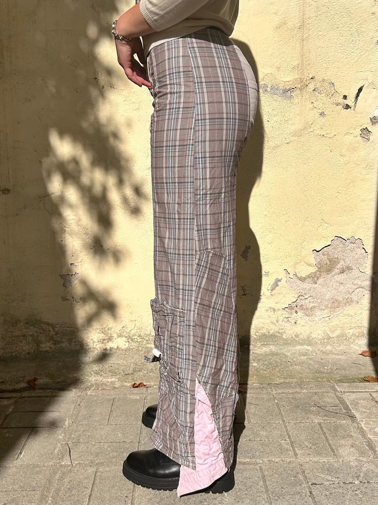 Cross pants