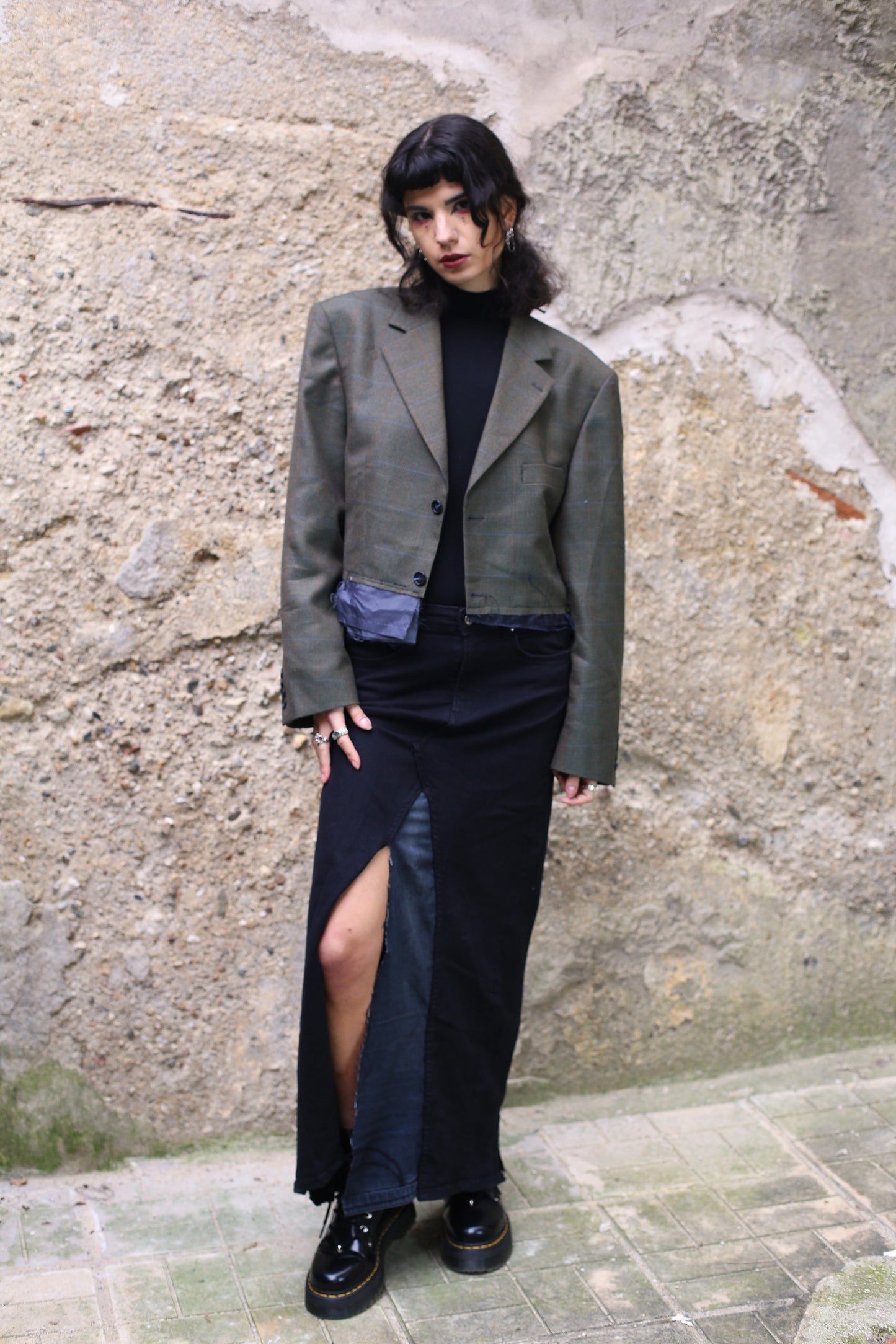 Black skirt