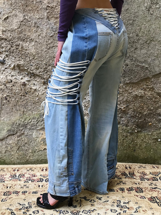 Grunge jeans